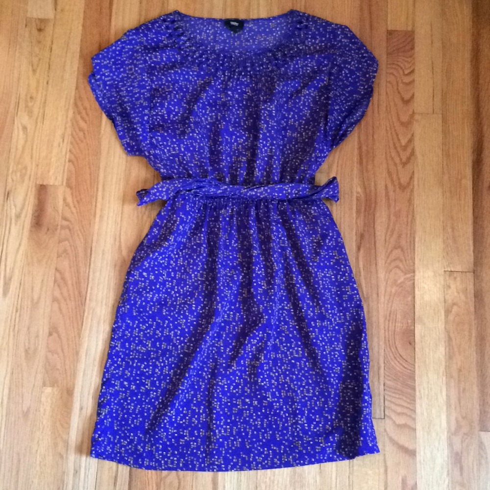 Navy and mustard yellow dress with great detailing